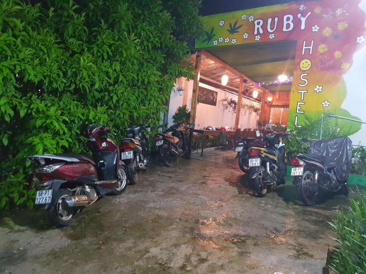 Ruby Phu Quoc Hostel Exterior photo